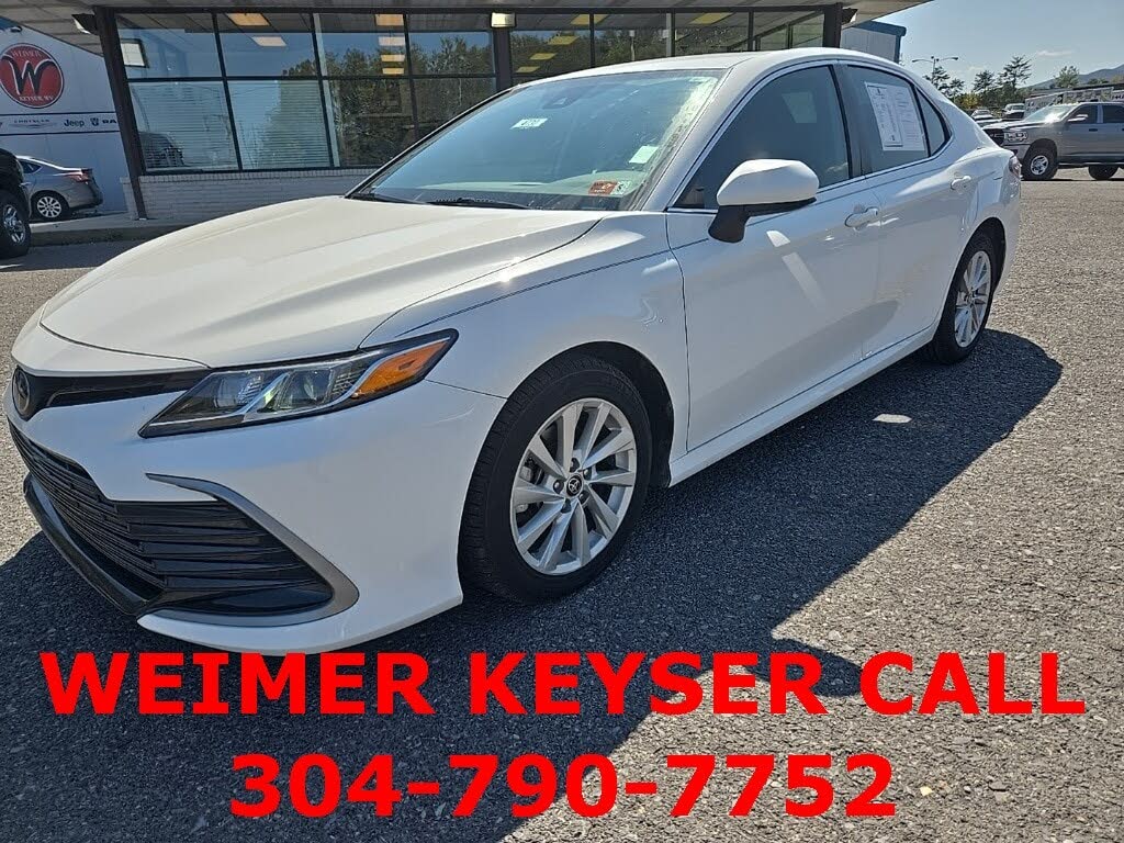 2023 Toyota Camry LE FWD