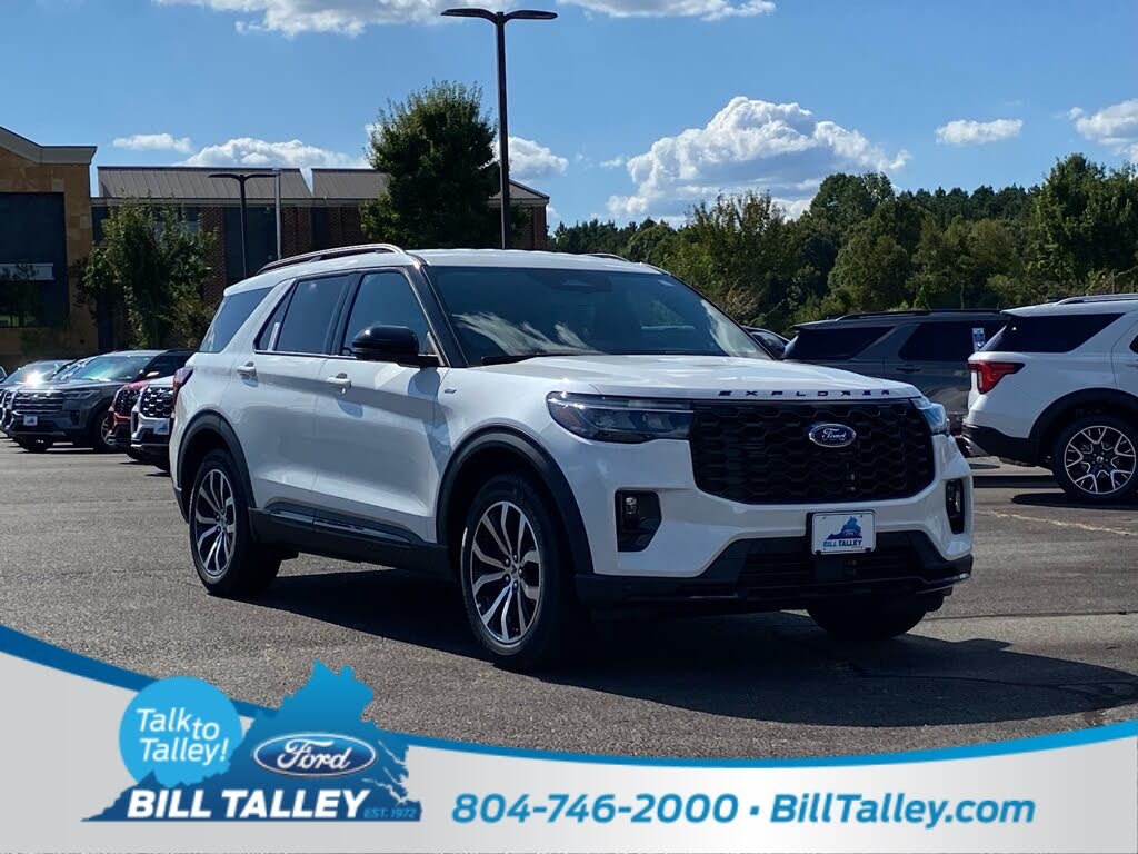 2025 Ford Explorer ST-Line RWD