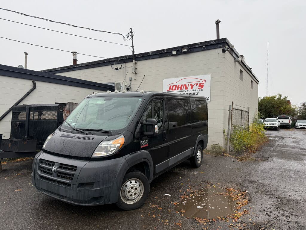 RAM ProMaster 1500 136 Low Roof Cargo Van 2014