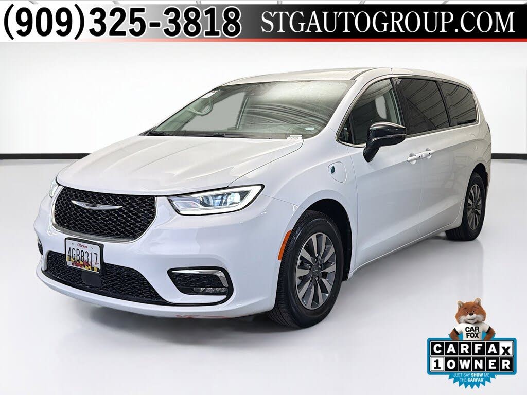 2024 Chrysler Pacifica Hybrid Select FWD