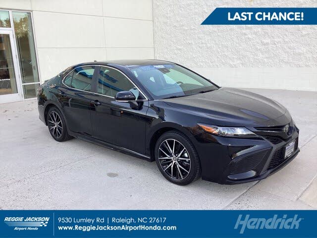 2024 Toyota Camry SE FWD