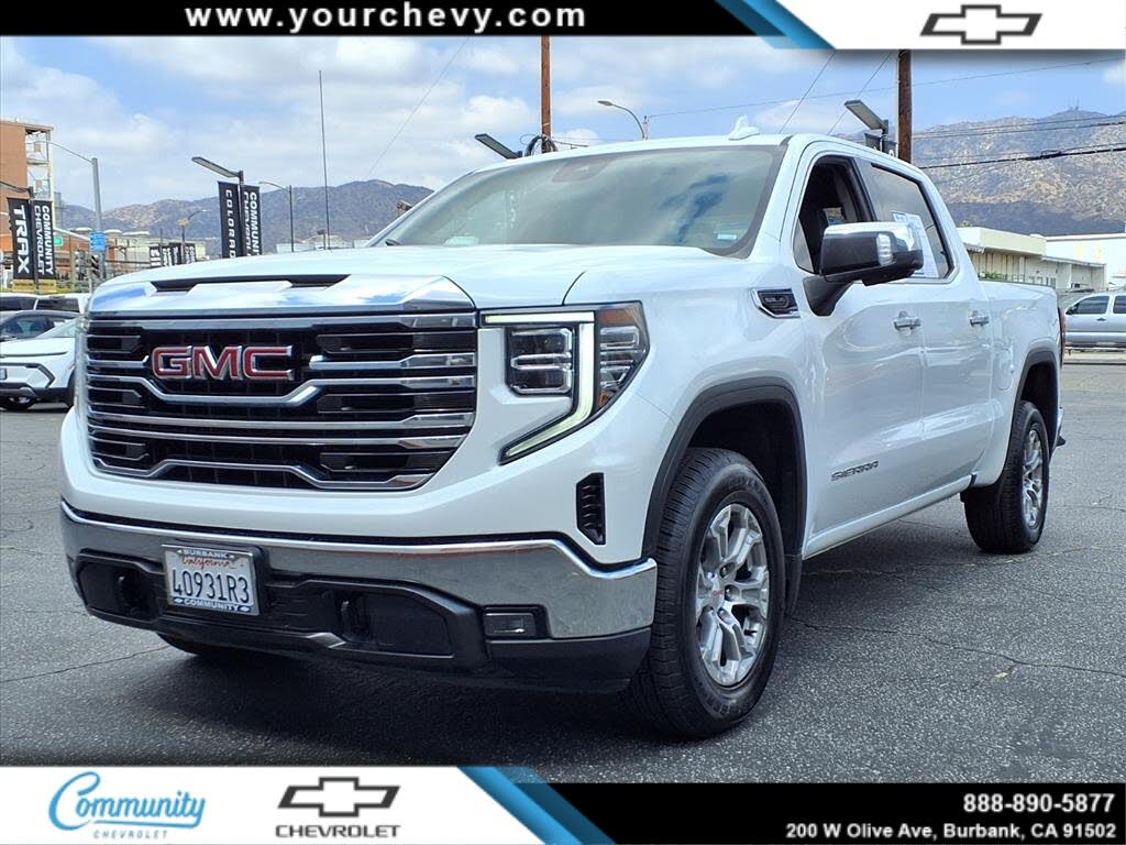 2024 GMC Sierra 1500 SLT Crew Cab RWD