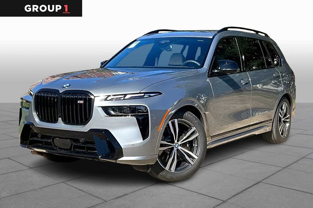 2025 BMW X7 M60i AWD