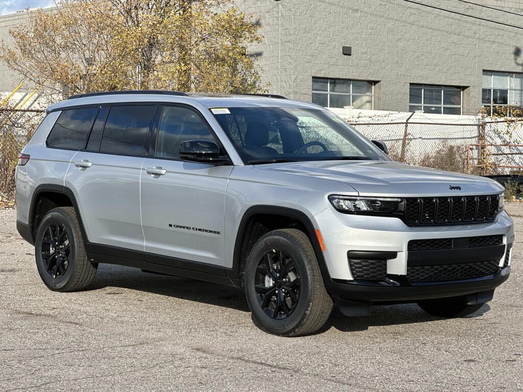 2025 Jeep Grand Cherokee L Altitude X 4WD