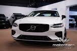 Volvo S60 B5 Ultimate Dark Theme AWD