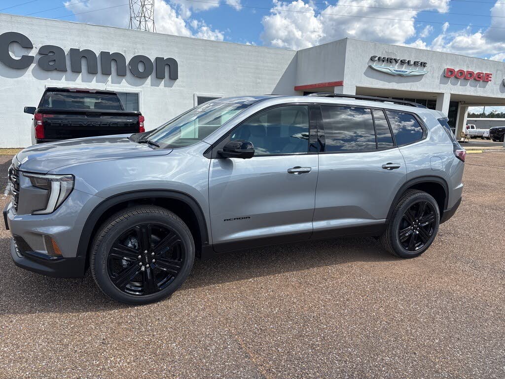 2026 GMC Acadia Elevation FWD