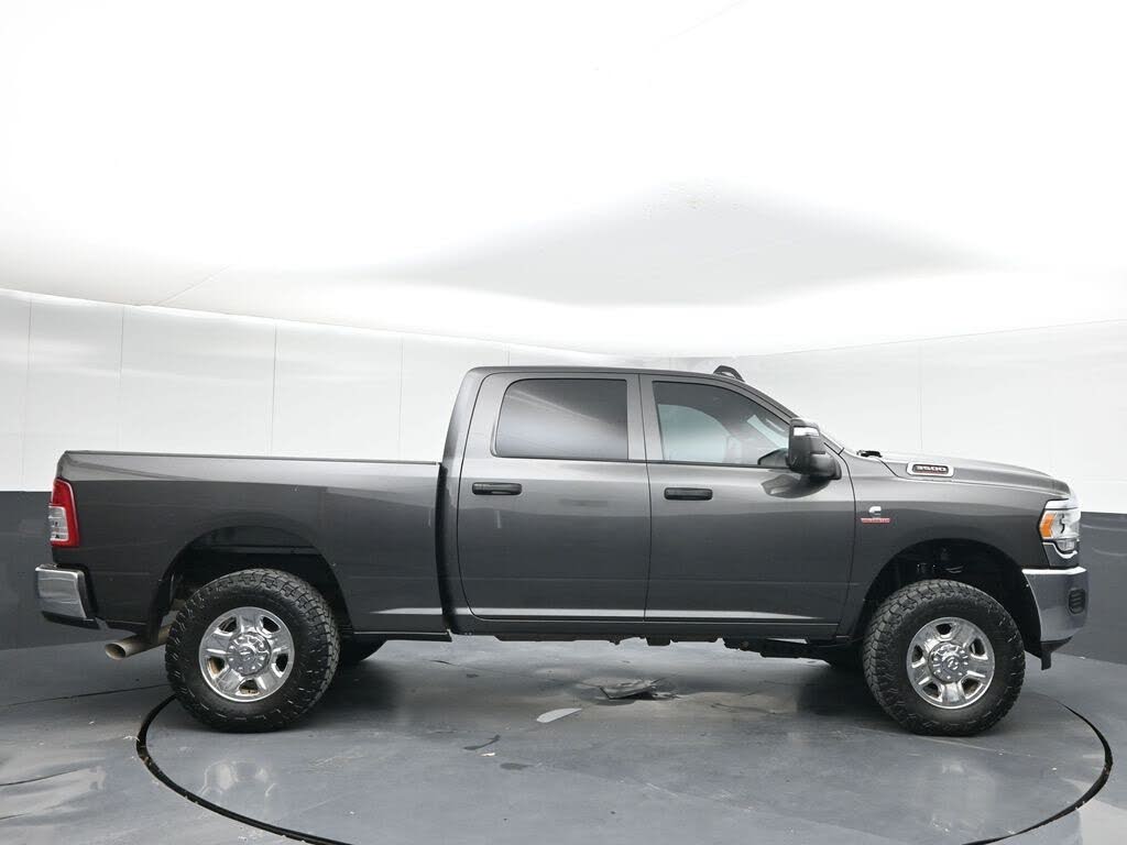 2024 RAM 3500 Tradesman Crew Cab 4WD