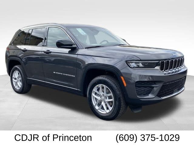 2025 Jeep Grand Cherokee Laredo X 4WD