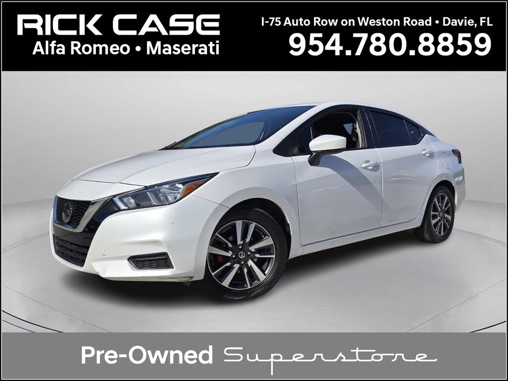 2022 Nissan Versa SV FWD