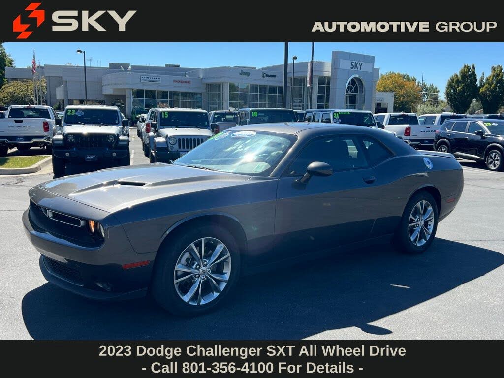 2023 Dodge Challenger SXT AWD
