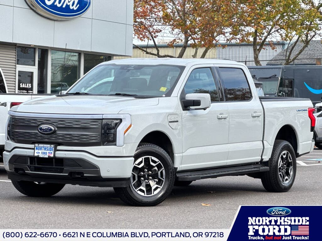 2023 Ford F-150 Lightning Lariat SuperCrew AWD