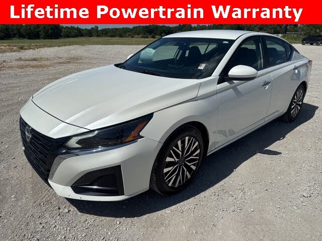 2023 Nissan Altima 2.5 SV FWD