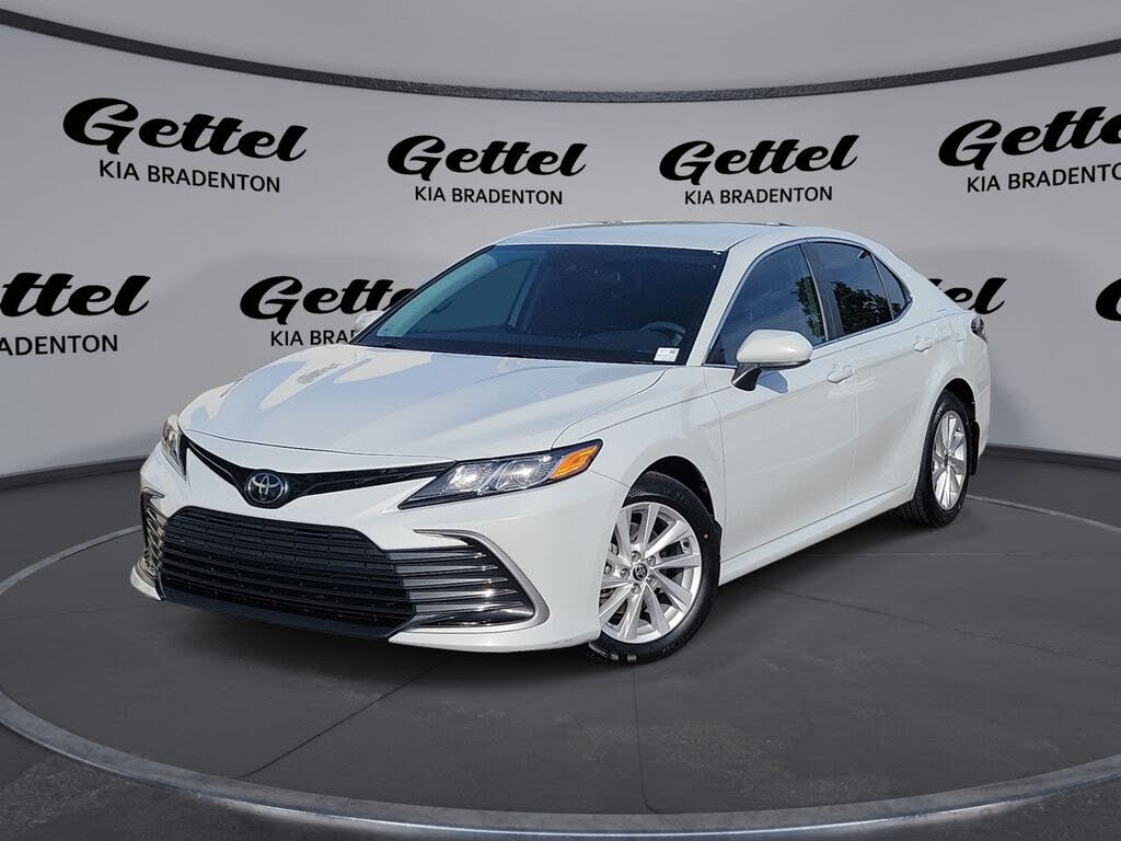 2023 Toyota Camry LE FWD