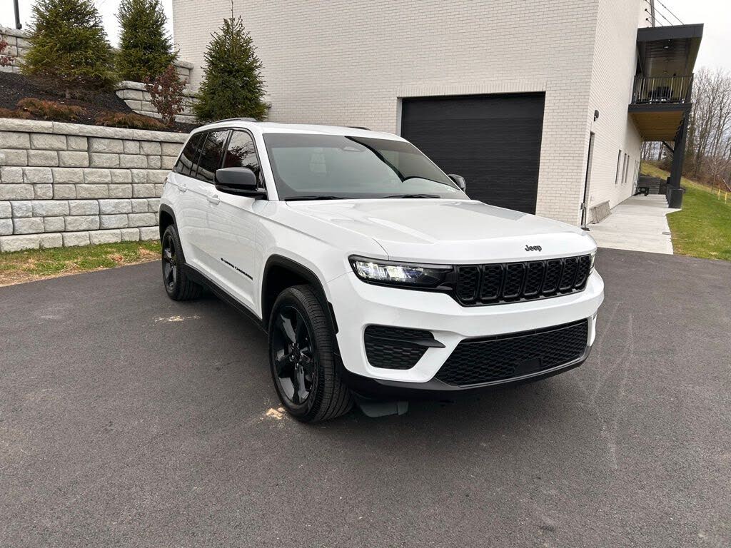 2024 Jeep Grand Cherokee Altitude X 4WD