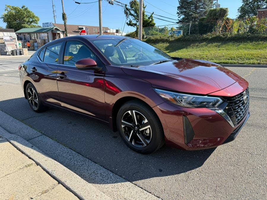 2024 Nissan Sentra SV FWD