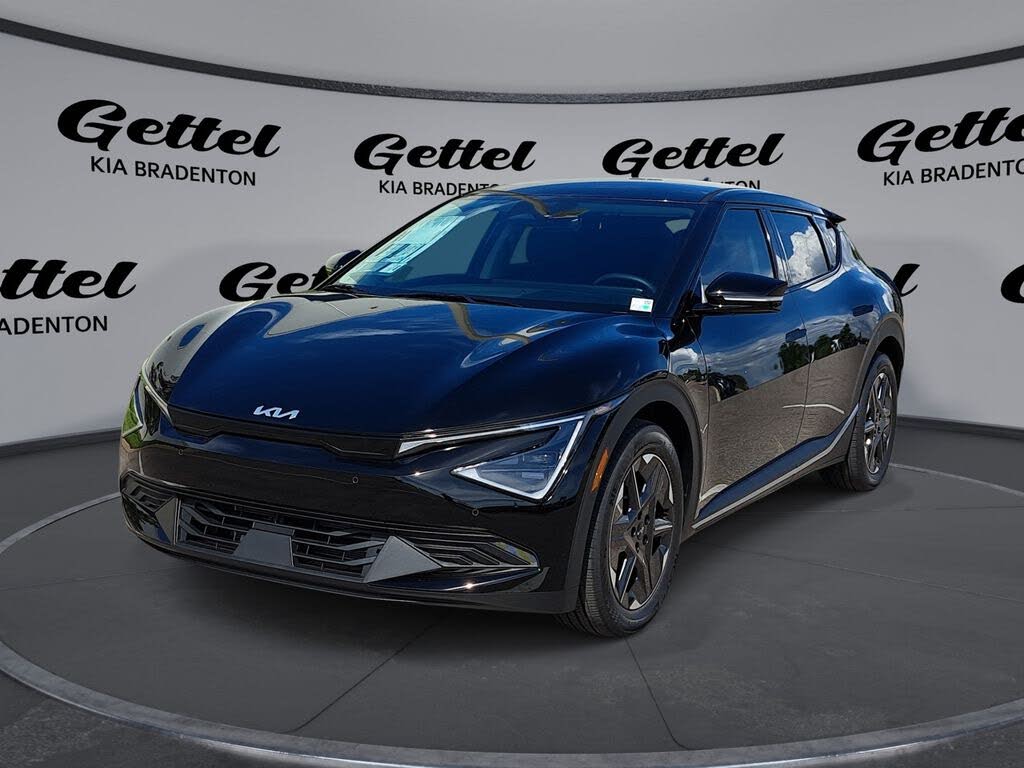 2025 Kia EV6 Light Long Range RWD