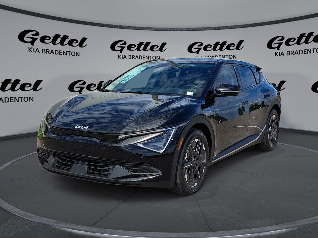 2025 Kia EV6 Light Long Range RWD