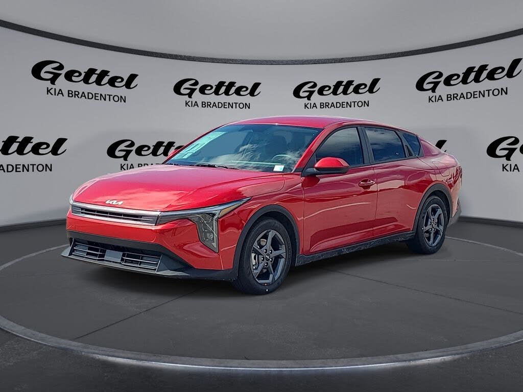 2025 Kia K4 LXS FWD