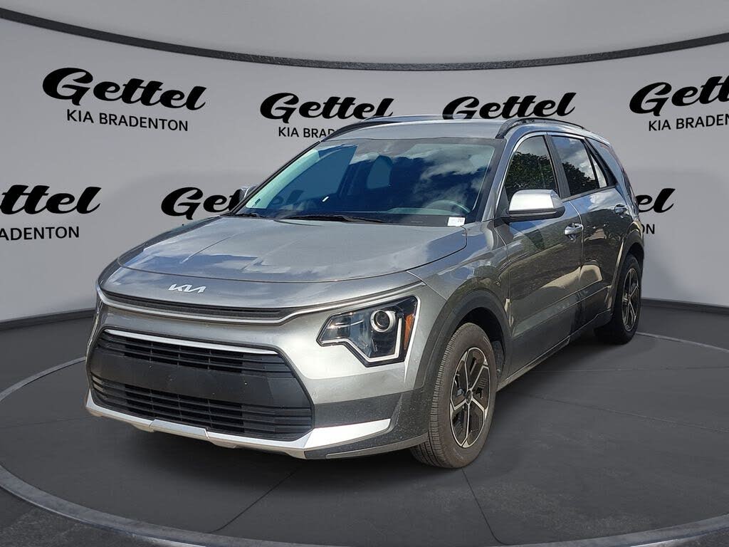 2025 Kia Niro LX FWD