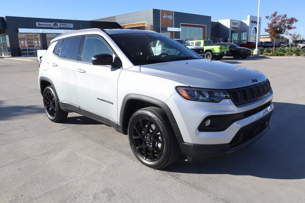 2026 Jeep Compass Latitude 4WD