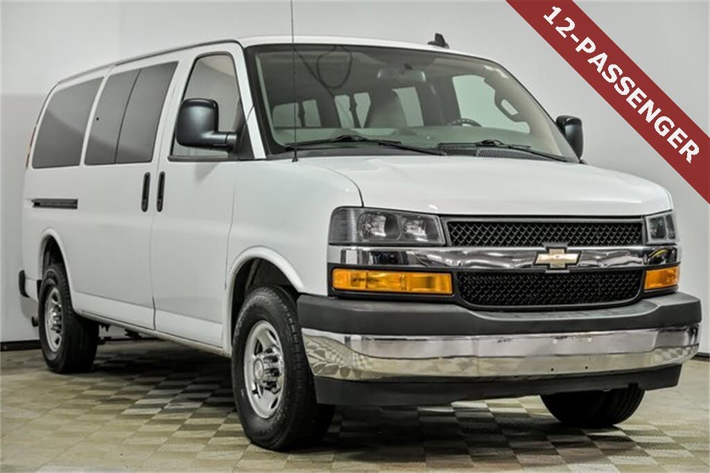 2018 Chevrolet Express 3500 LT RWD