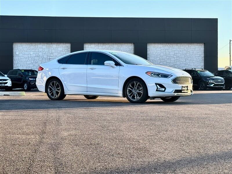 2020 Ford Fusion Hybrid Titanium FWD