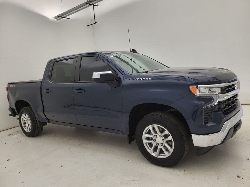 2023 Chevrolet Silverado 1500 LT Crew Cab 4WD