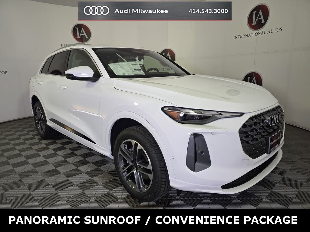 2025 Audi Q5 quattro Premium 40 TFSI