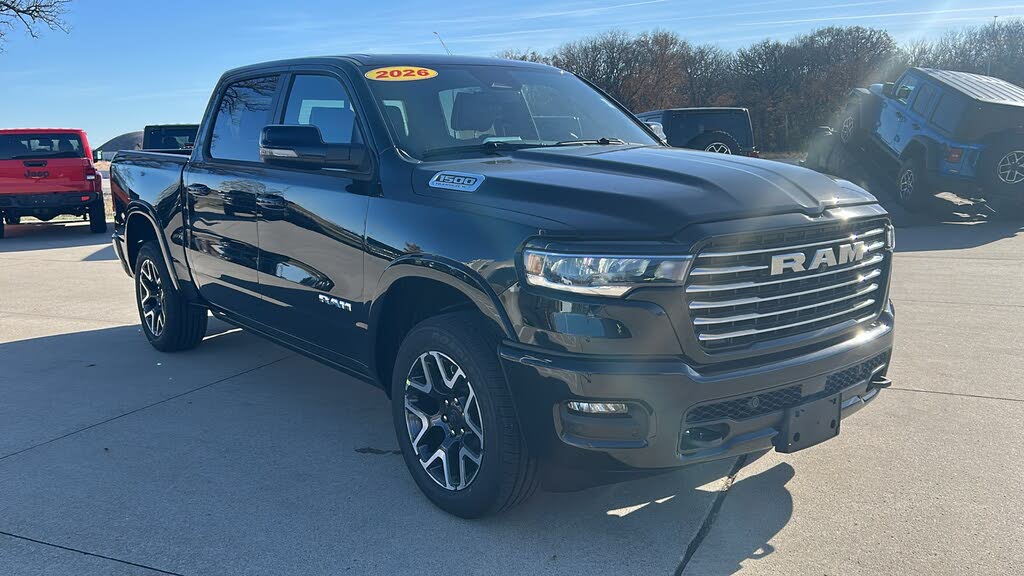 2026 RAM 1500 Laramie Crew Cab 4WD