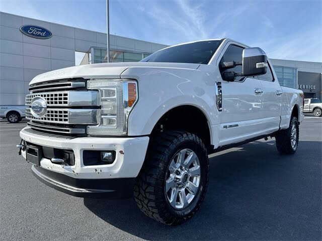 2017 Ford F-250 Super Duty Platinum Crew Cab 4WD