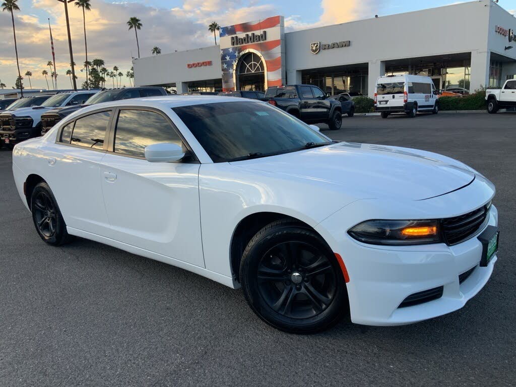 2021 Dodge Charger SXT RWD