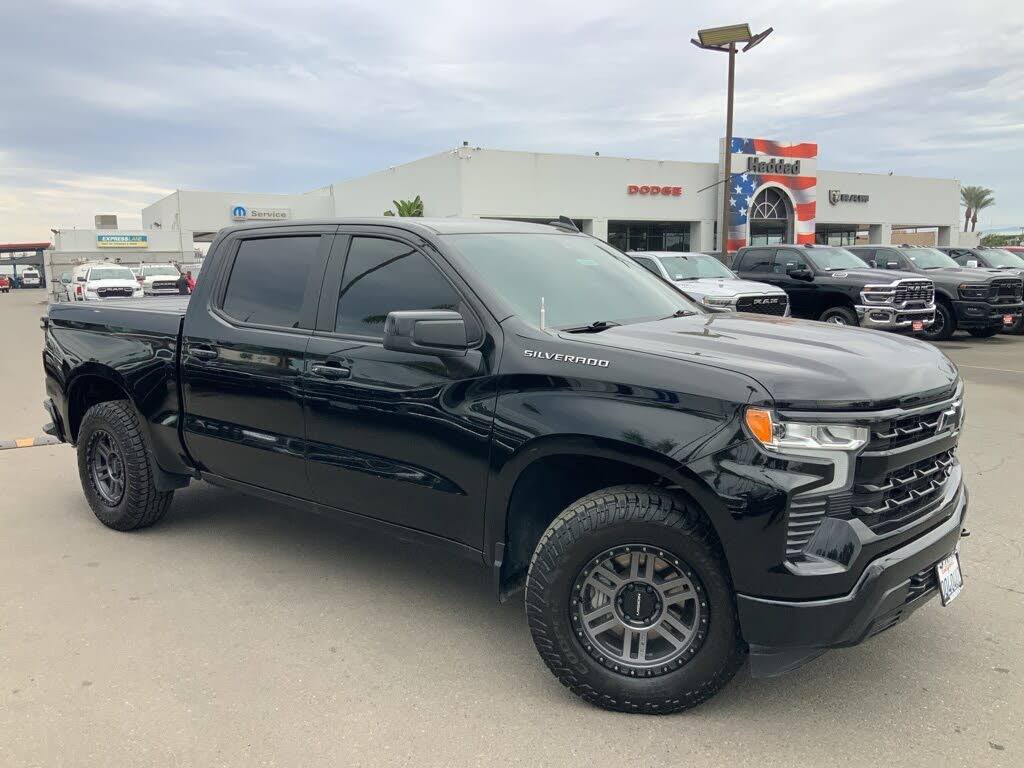 2022 Chevrolet Silverado 1500 RST Crew Cab RWD