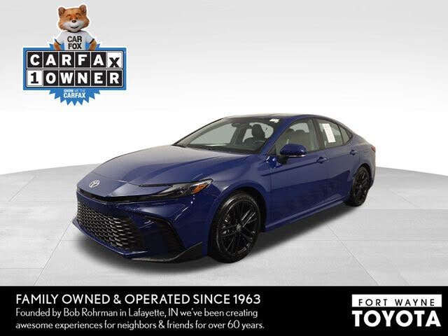 2025 Toyota Camry SE FWD