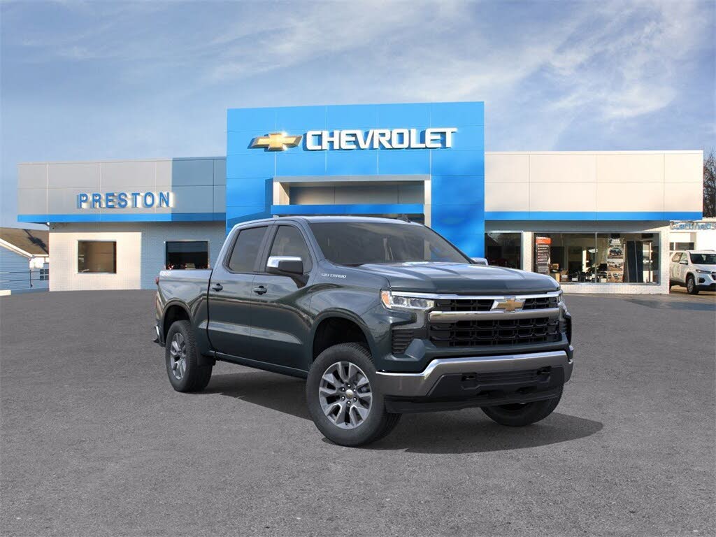 2026 Chevrolet Silverado 1500 LT Crew Cab 4WD