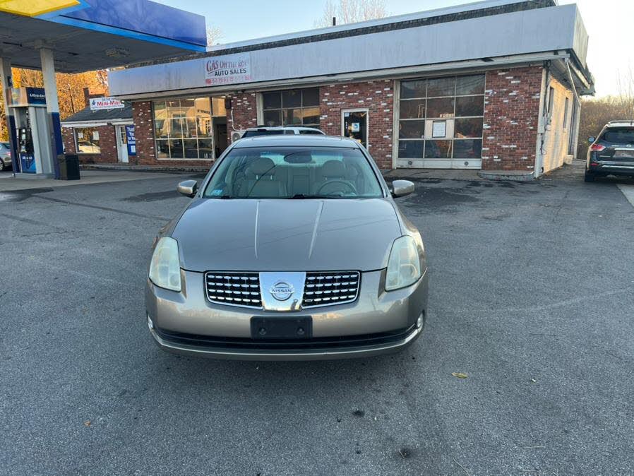 2005 Nissan Maxima SE