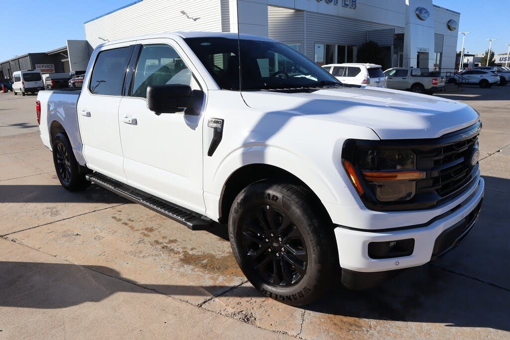 2025 Ford F-150 XLT SuperCrew RWD