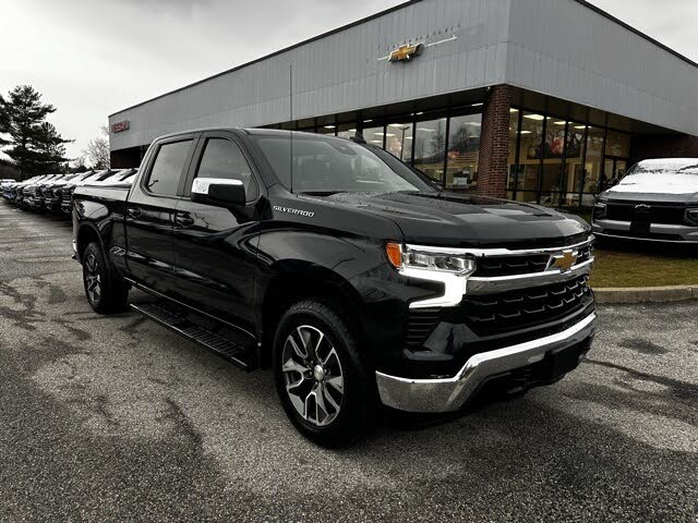 2023 Chevrolet Silverado 1500 LT Crew Cab 4WD