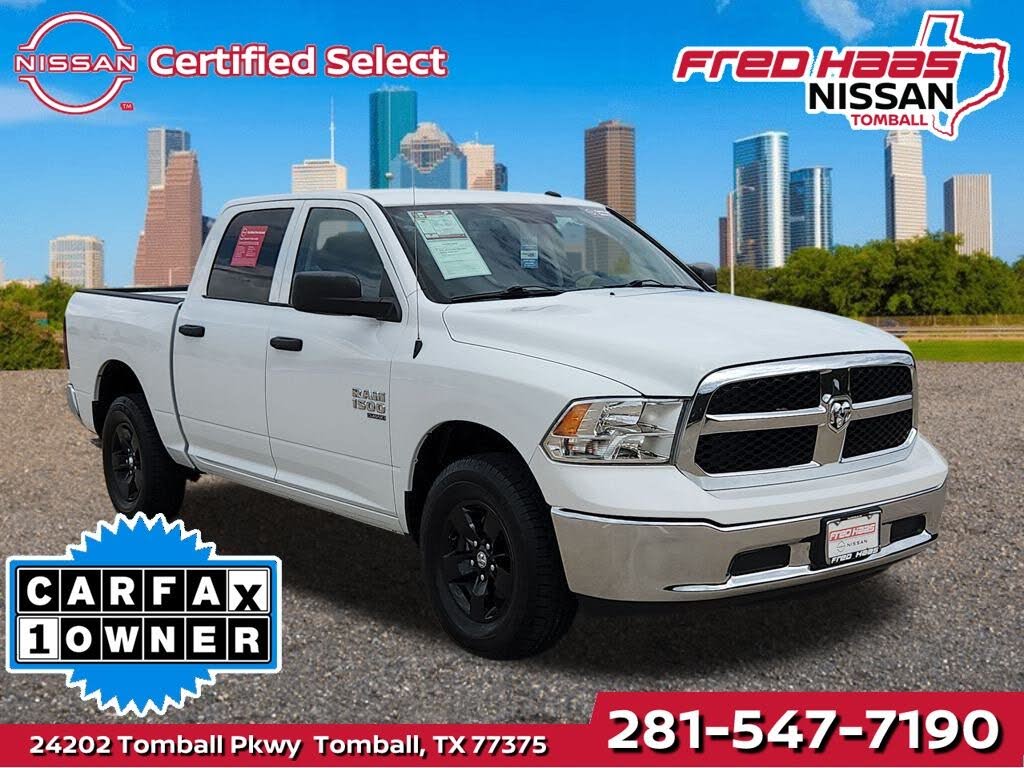 2023 RAM 1500 Classic Tradesman Crew Cab 4WD
