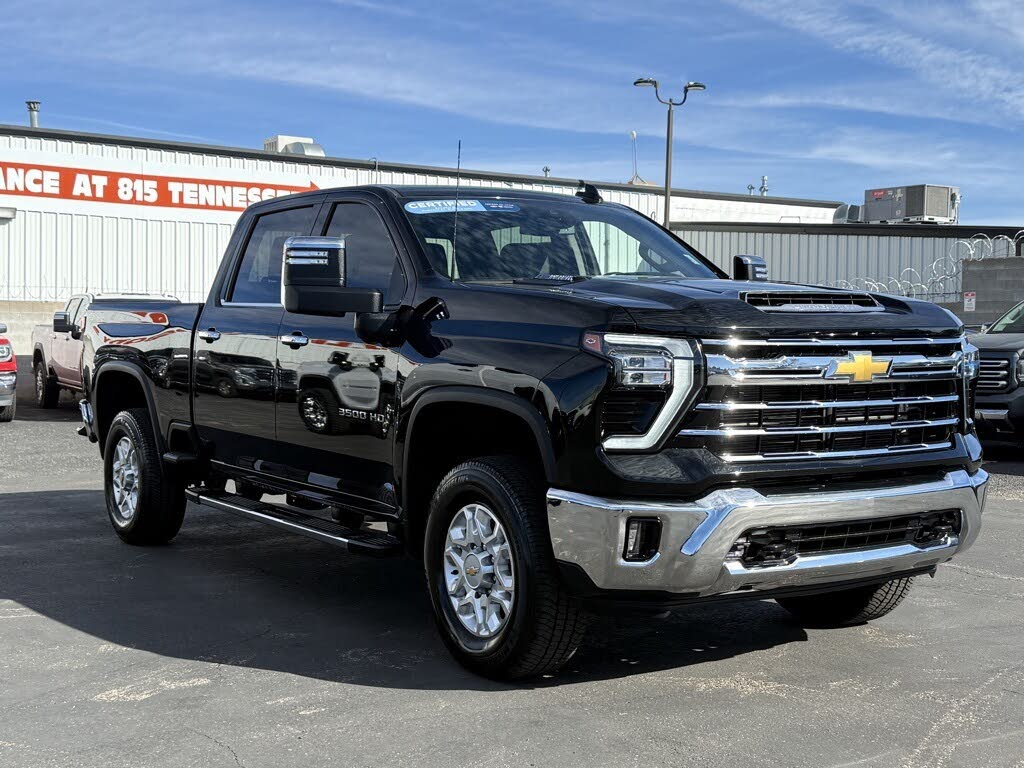 2024 Chevrolet Silverado 3500HD LTZ Crew Cab 4WD