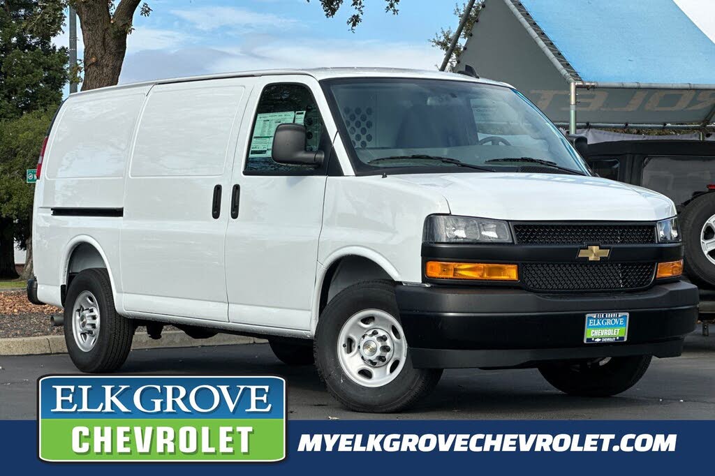 2025 Chevrolet Express Cargo 2500 RWD