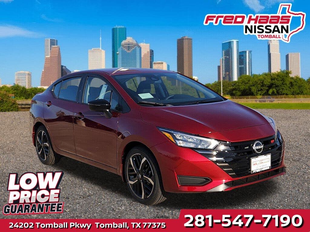 2025 Nissan Versa SR FWD