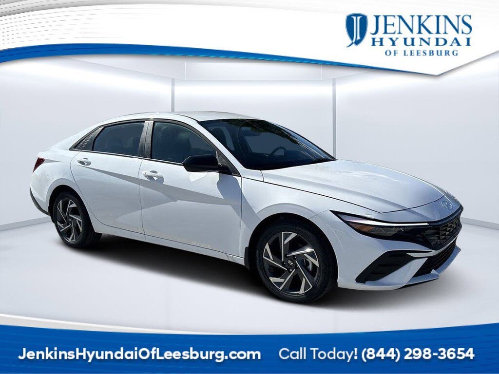 2025 Hyundai Elantra SEL Sport FWD