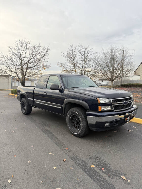 2006 Chevrolet Silverado 1500 1LT Extended Cab SB 4WD