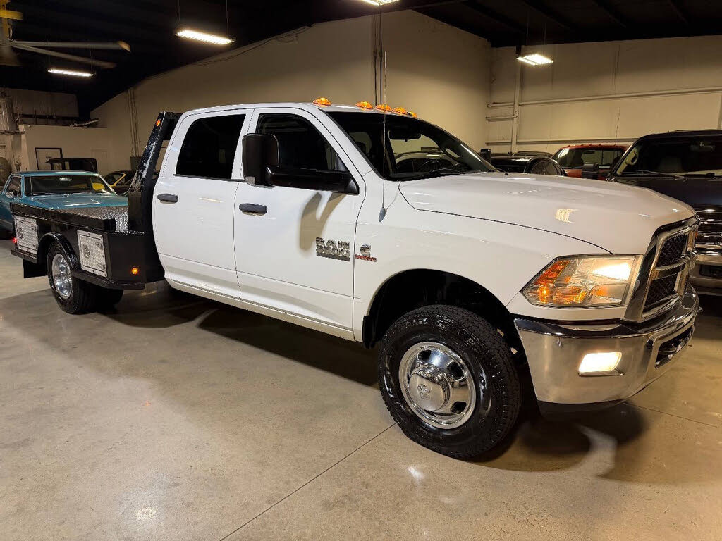 2013 RAM 3500 Chassis Tradesman Crew Cab 4WD