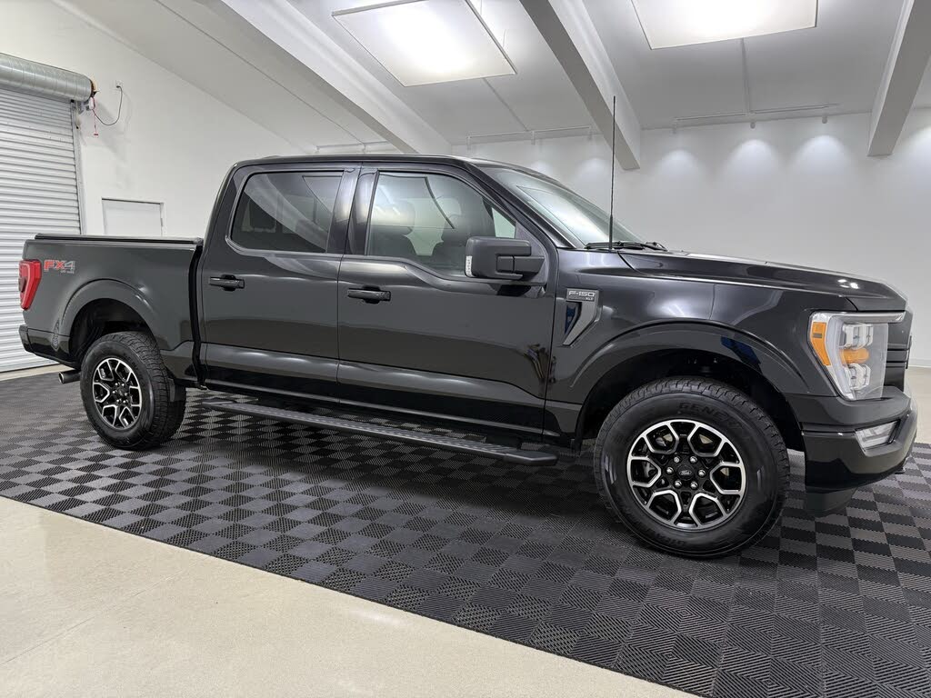 2023 Ford F-150 XLT SuperCrew 4WD