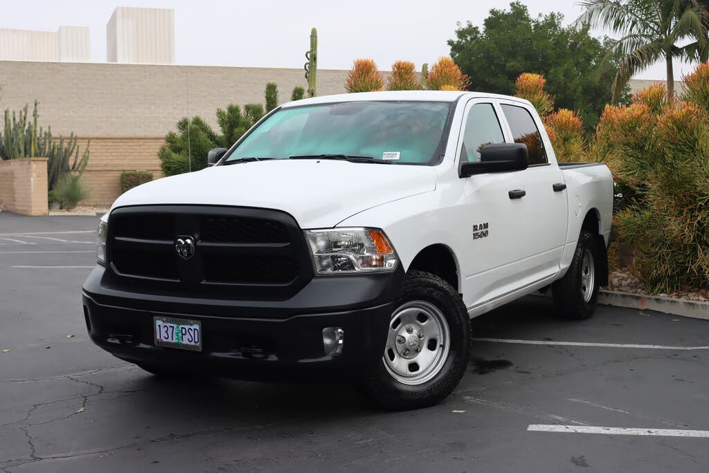 2023 RAM 1500 Classic Tradesman Crew Cab 4WD