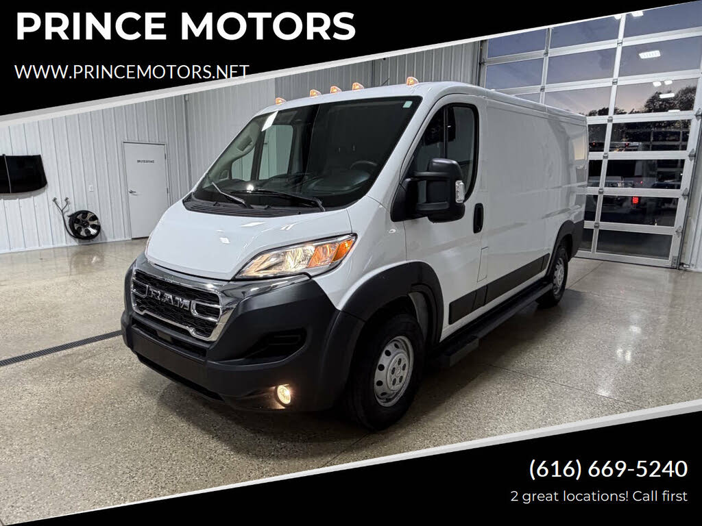 2023 RAM ProMaster 2500 136 Low Roof Cargo Van FWD