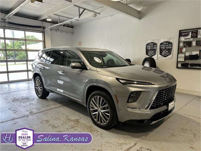 2025 Buick Enclave Avenir AWD