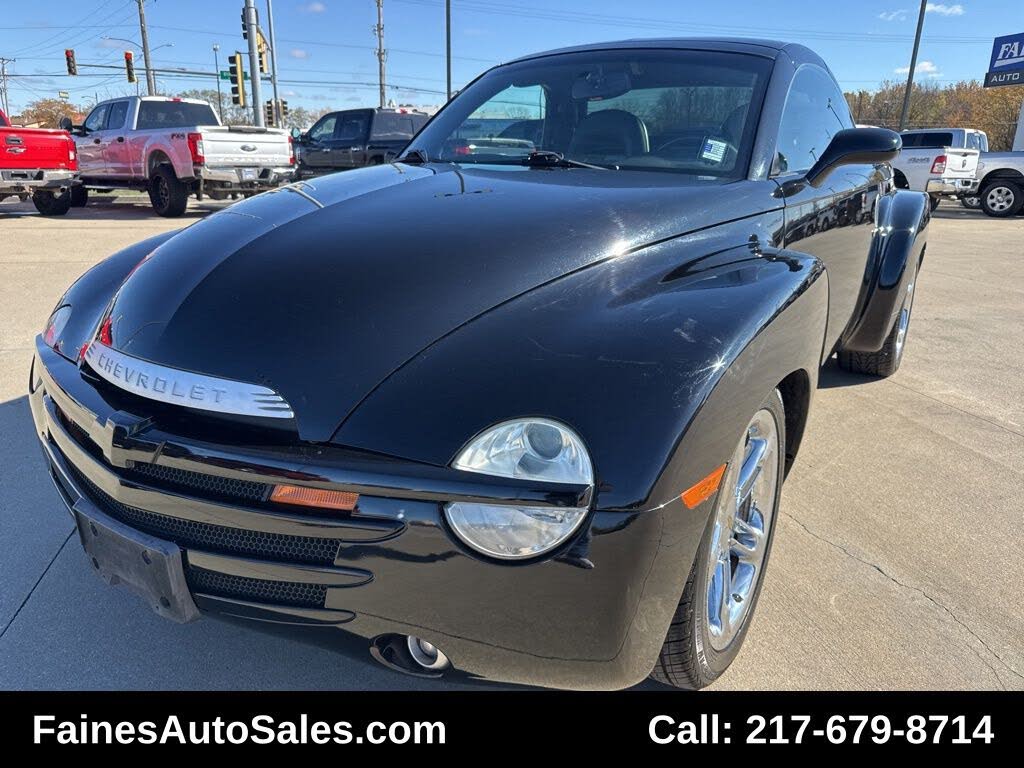 2005 Chevrolet SSR LS RWD