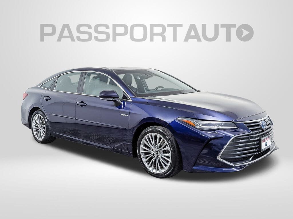 2021 Toyota Avalon Hybrid Limited FWD